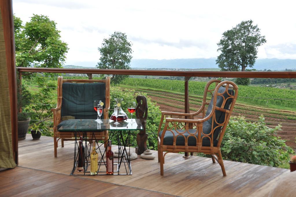 Aythaya Monte Divino Lodge Таунджи Екстериор снимка