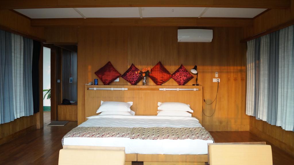 Aythaya Monte Divino Lodge Таунджи Екстериор снимка