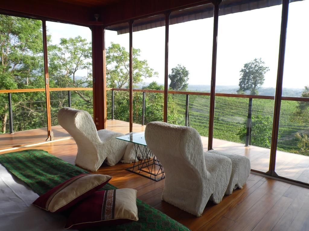 Aythaya Monte Divino Lodge Таунджи Екстериор снимка